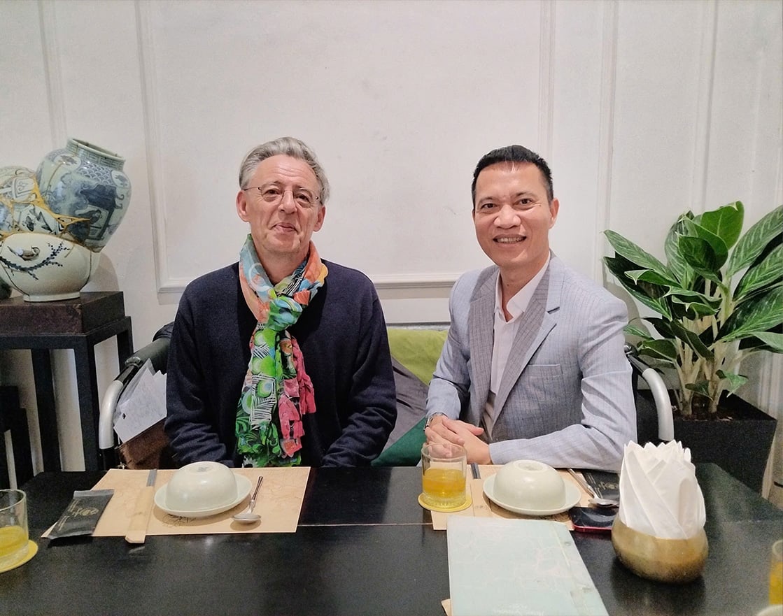 GIÁM ĐỐC ĐỖ KIM CƠ GẶP GỠ NHÀ SỬ HỌC PHÁP PHILIPPE PAPIN: KẾT NỐI TRI THỨC VỀ LỊCH SỬ VÀ VĂN HÓA VIỆT NAM